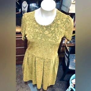 LulaRoe 3XL like New Gold Wallpaper Dress